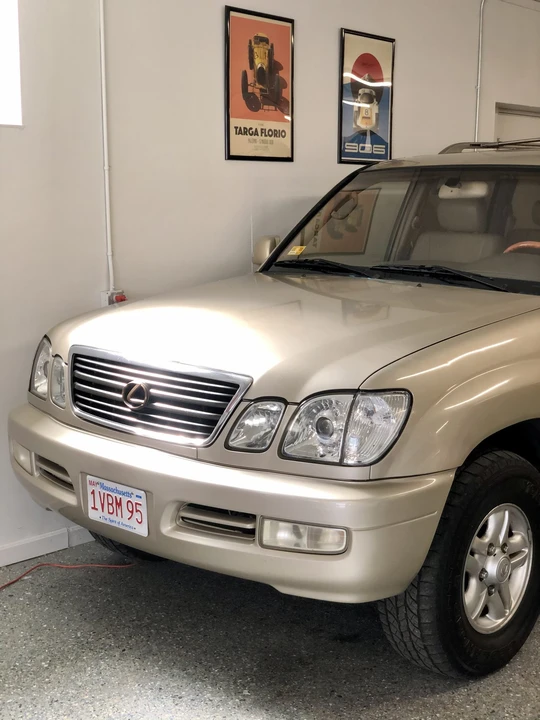 2000 Lexus LX 2nd Gen - Image 14 of 31