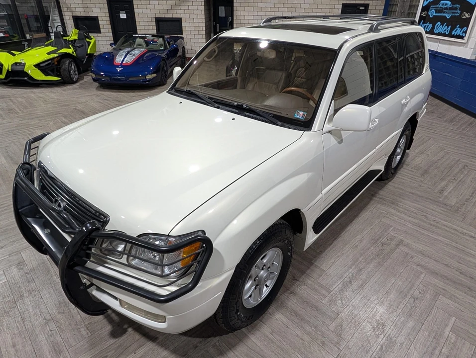 2000 Lexus LX 2nd Gen - Image 12 of 31