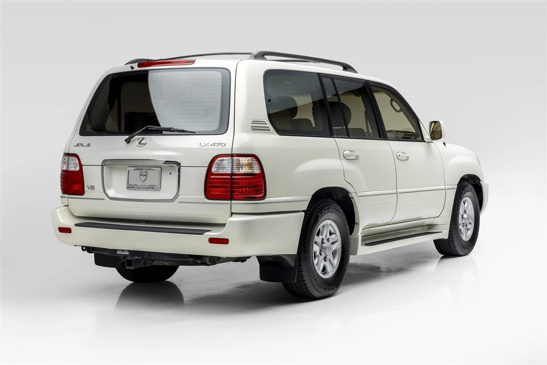 2000 Lexus LX 2nd Gen - Image 7 of 31