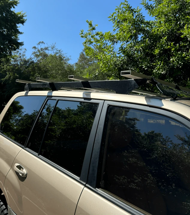 2000 Lexus LX 2nd Gen - Image 24 of 31