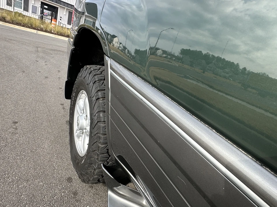 2000 Lexus LX 2nd Gen - Image 31 of 31