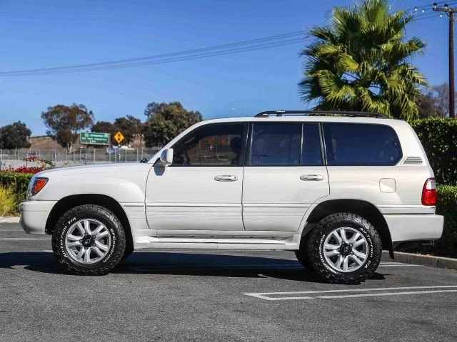2000 Lexus LX 2nd Gen - Image 3 of 21