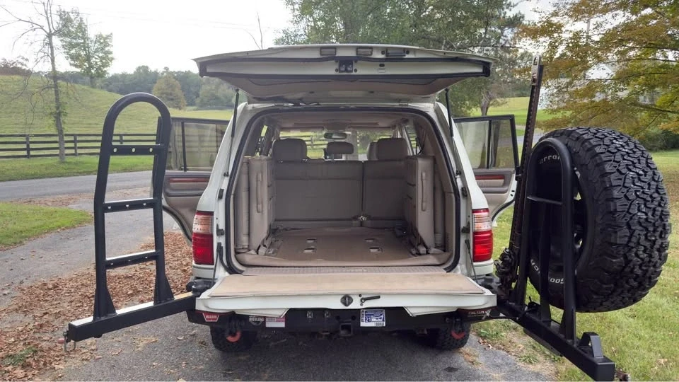 2000 Lexus LX 2nd Gen - Image 6 of 9