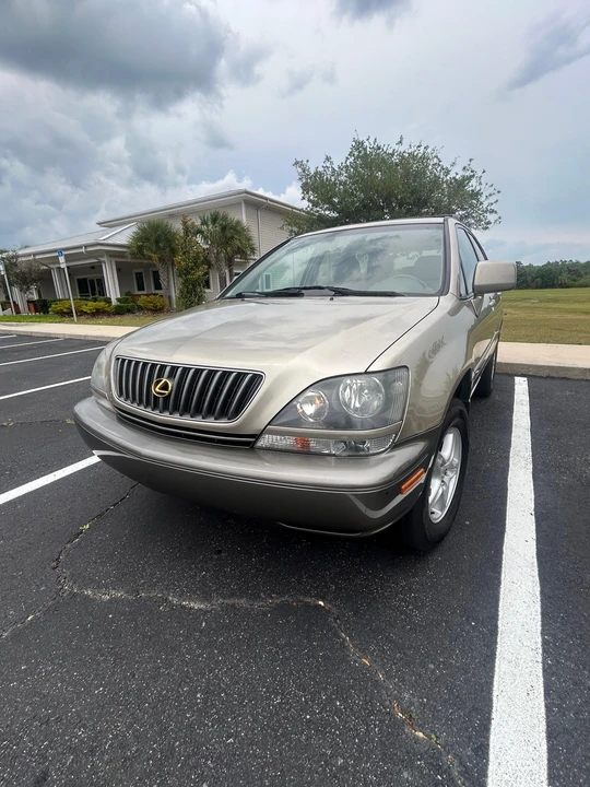 2000 Lexus RX 1st Gen - Image 8 of 31