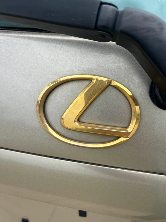 2000 Lexus RX 1st Gen - Image 24 of 31