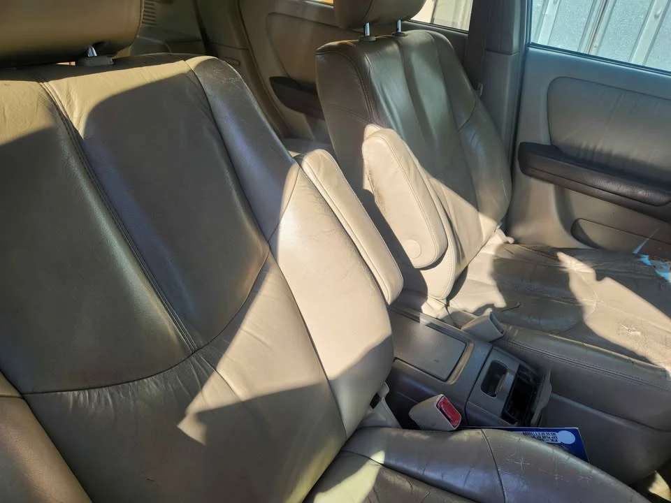 2000 Lexus RX 1st Gen - Image 5 of 7