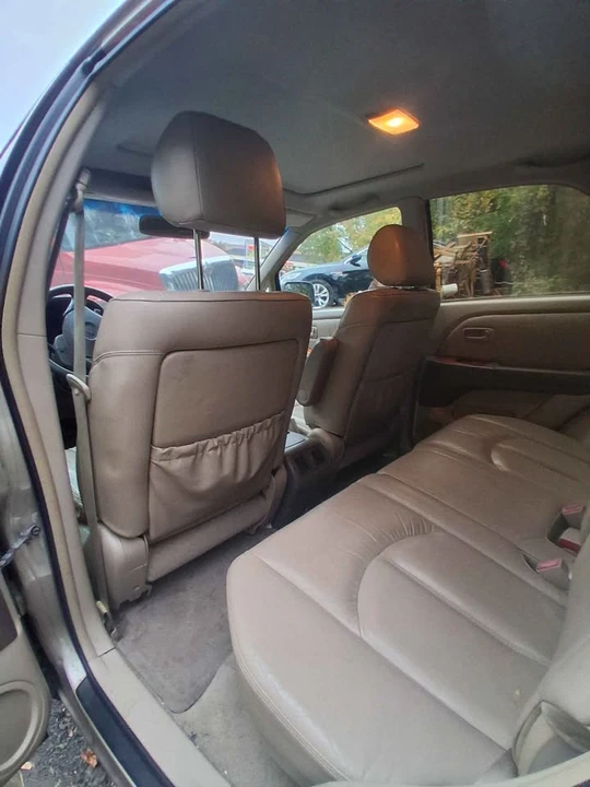2000 Lexus RX 1st Gen - Image 10 of 10