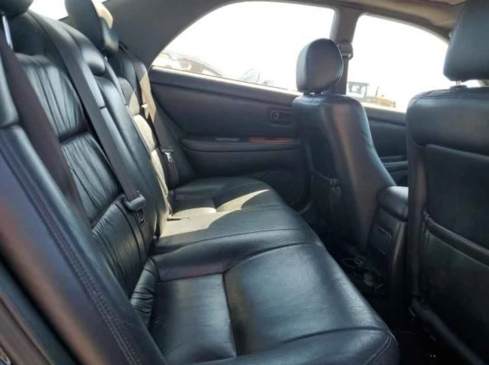 2000 Lexus RX 1st Gen - Image 9 of 9
