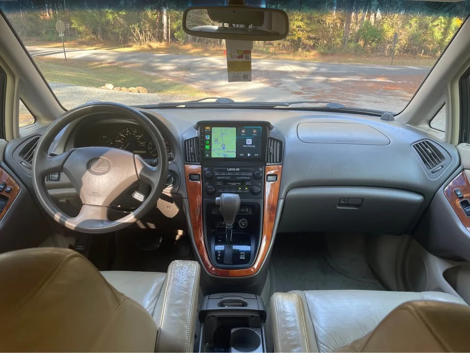 2000 Lexus RX 1st Gen - Image 4 of 8
