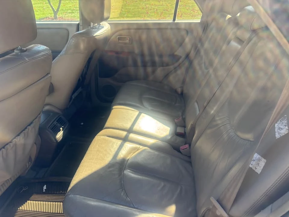 2000 Lexus RX 1st Gen - Image 10 of 10