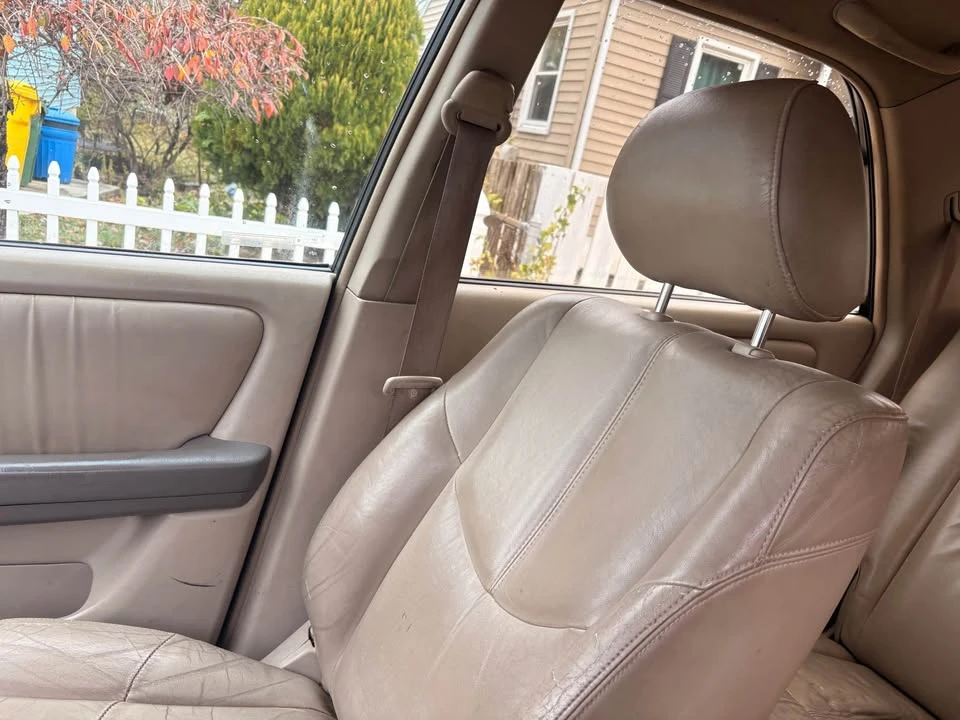 2000 Lexus RX 1st Gen - Image 12 of 14