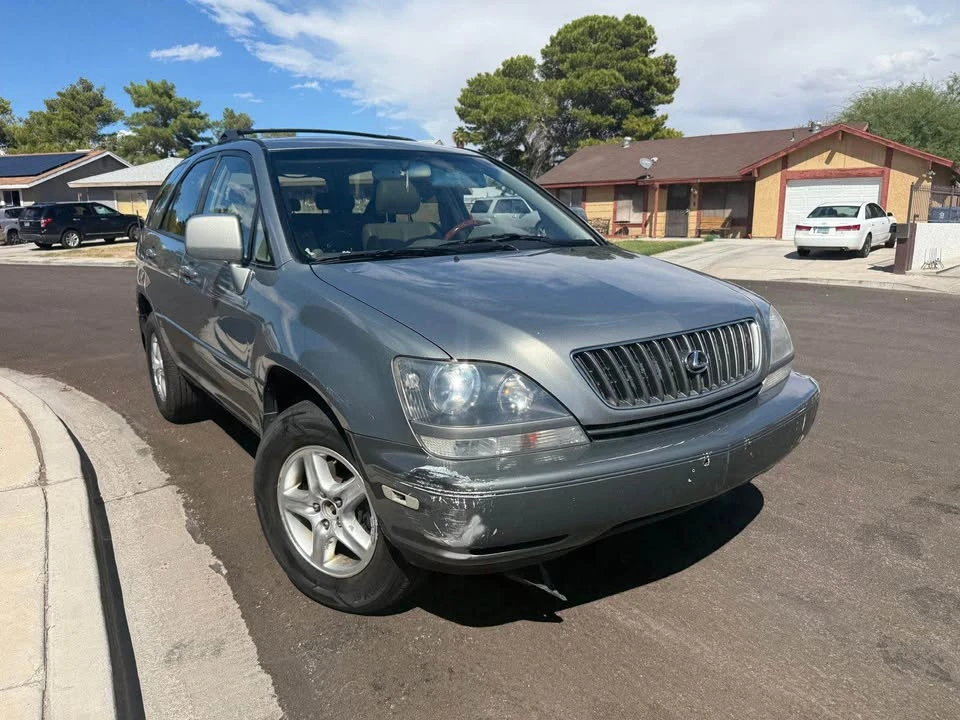 2000 Lexus RX 1st Gen - Image 4 of 12