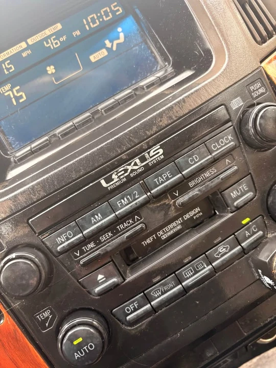 2000 Lexus RX 1st Gen - Image 6 of 16