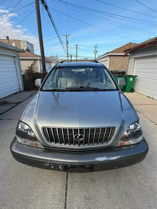 2000 Lexus RX 1st Gen - Image 3 of 12