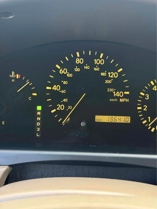 2000 Lexus RX 1st Gen - Image 12 of 12