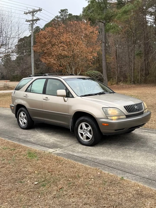 2000 Lexus RX 1st Gen - Image 6 of 17
