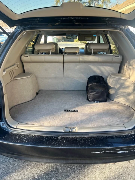 2000 Lexus RX 1st Gen - Image 10 of 12