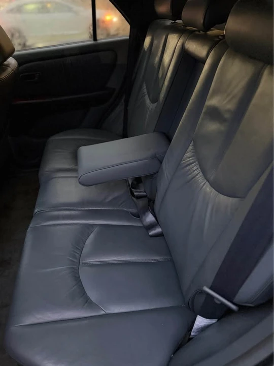 2000 Lexus RX 1st Gen - Image 12 of 14