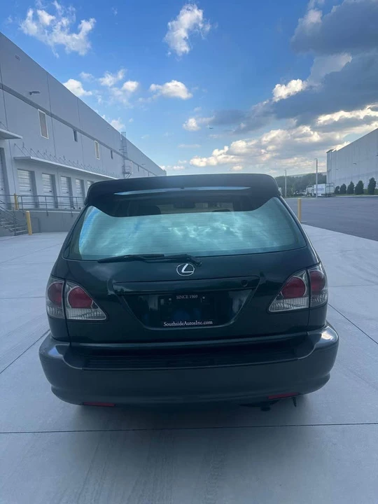 2000 Lexus RX 1st Gen - Image 4 of 11