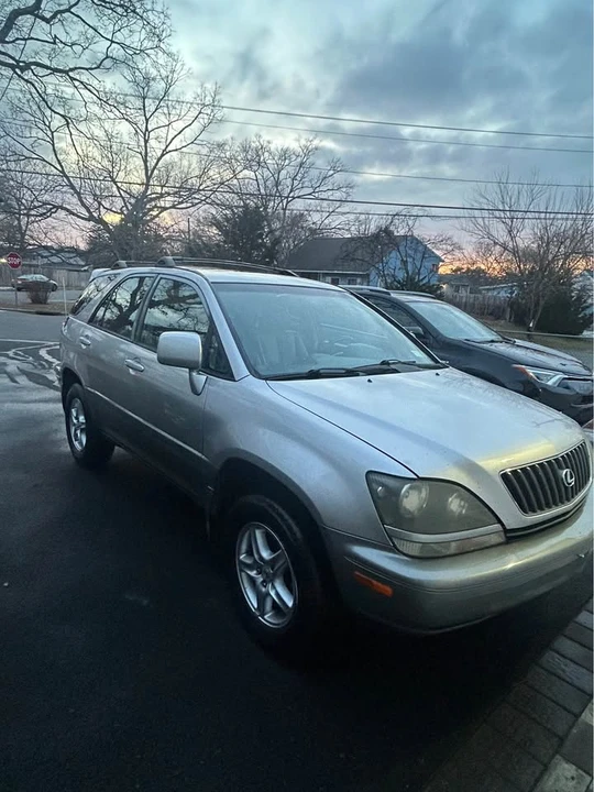 2000 Lexus RX 1st Gen - Image 5 of 19