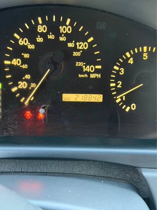 2000 Lexus RX 1st Gen - Image 12 of 13
