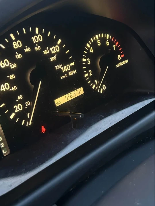 2000 Lexus RX 1st Gen - Image 14 of 19