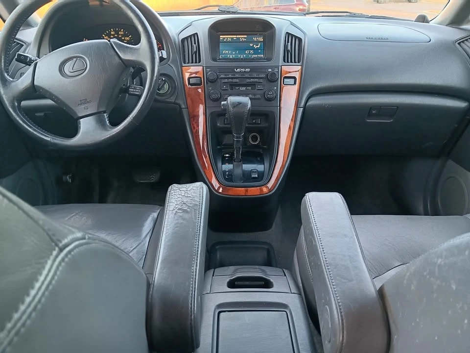 2000 Lexus RX 1st Gen - Image 12 of 12