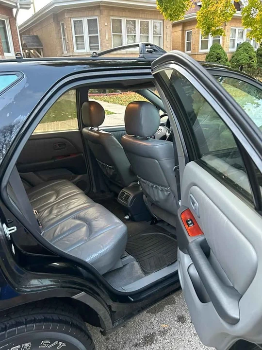 2000 Lexus RX 1st Gen - Image 11 of 18