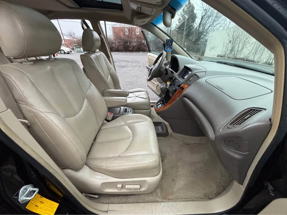 2000 Lexus RX 1st Gen - Image 4 of 13