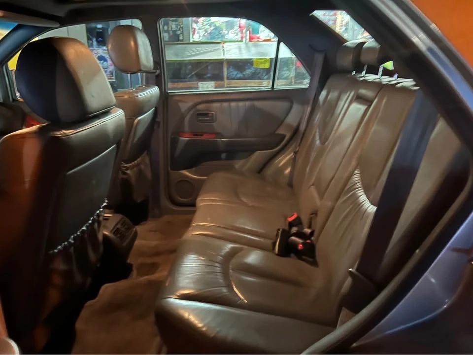 2000 Lexus RX 1st Gen - Image 8 of 11