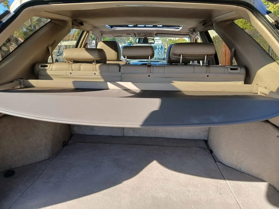 2000 Lexus RX 1st Gen - Image 11 of 16