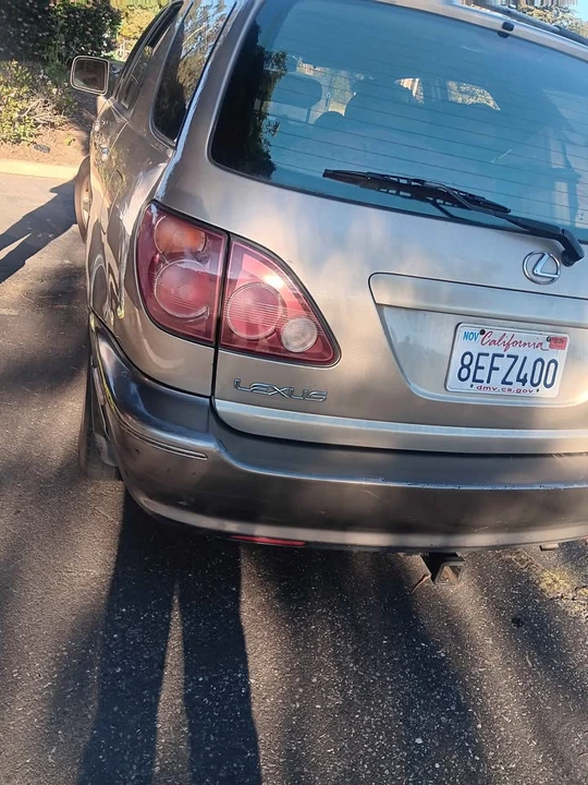 2000 Lexus RX 1st Gen - Image 4 of 6