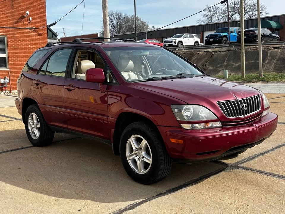2000 Lexus RX 1st Gen - Image 5 of 11