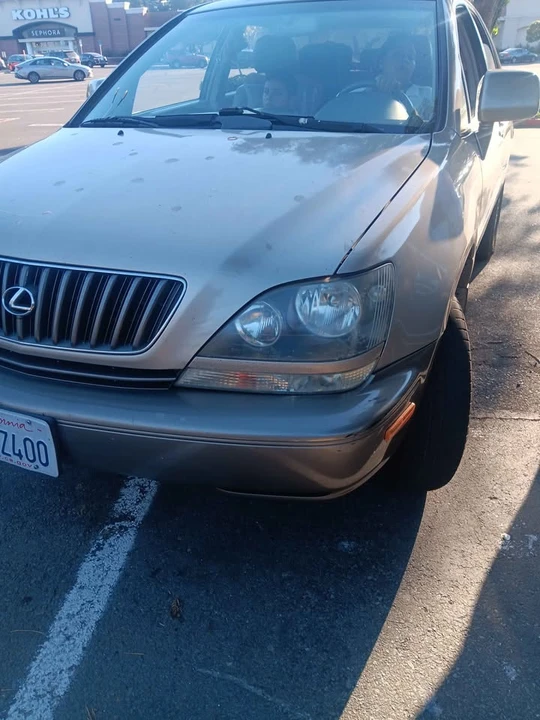 2000 Lexus RX 1st Gen - Image 6 of 6