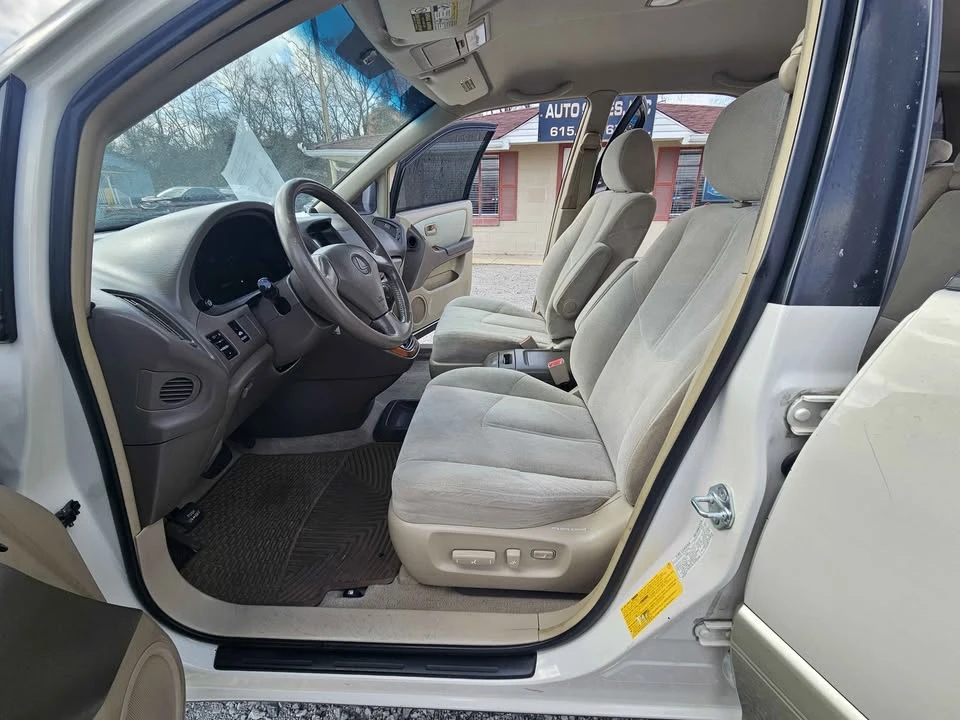 2000 Lexus RX 1st Gen - Image 6 of 10