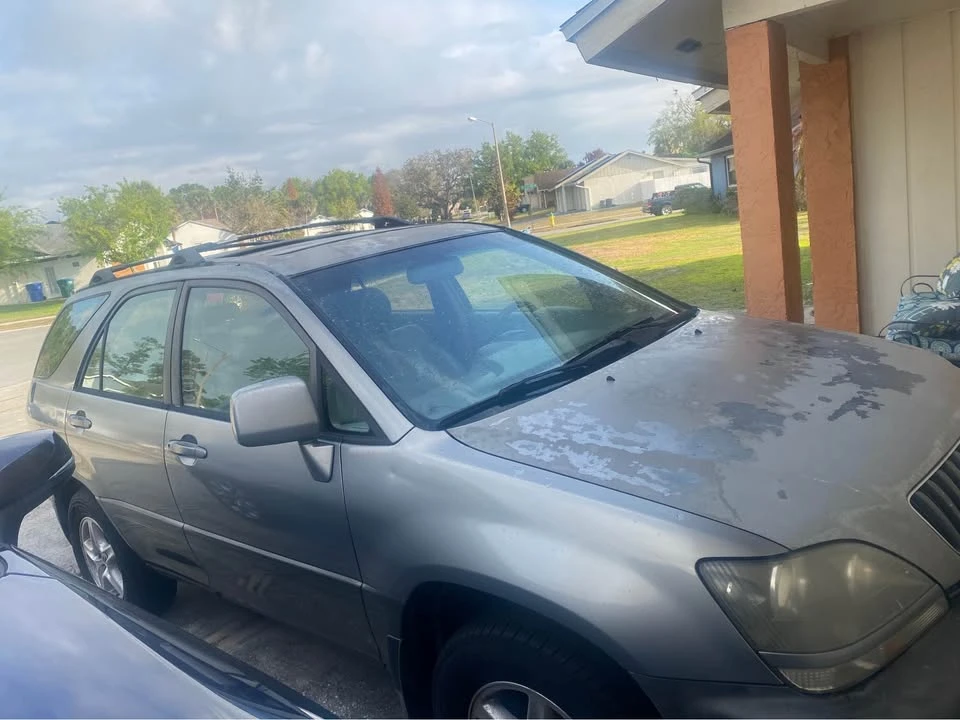 2000 Lexus RX 1st Gen - Image 3 of 9