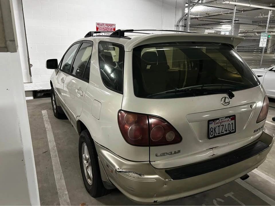 2000 Lexus RX 1st Gen - Image 5 of 12