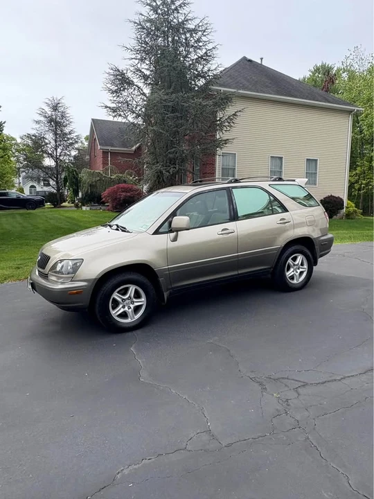 2000 Lexus RX 1st Gen - Image 2 of 14