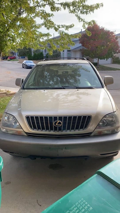 2000 Lexus RX 1st Gen - Image 11 of 11