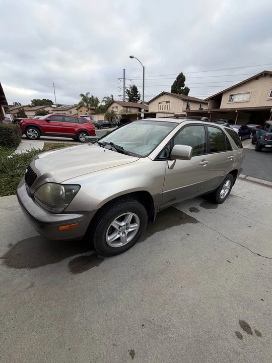 2000 Lexus RX 1st Gen - Image 2 of 14