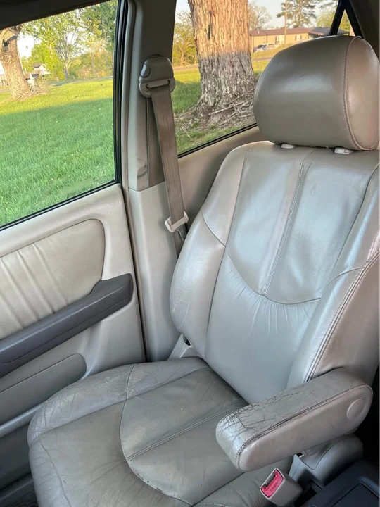 2000 Lexus RX 1st Gen - Image 7 of 14