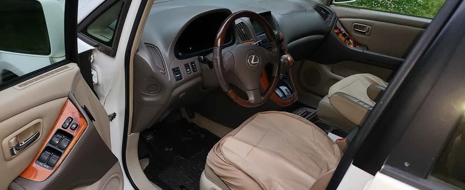 2000 Lexus RX 1st Gen - Image 6 of 7