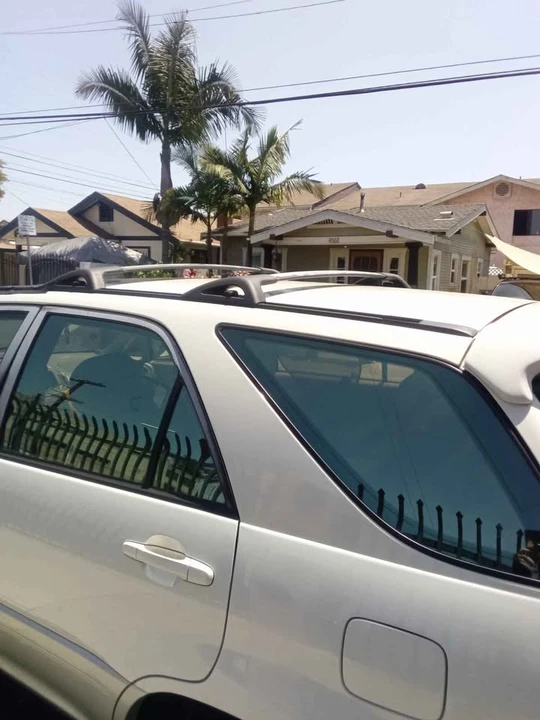 2000 Lexus RX 1st Gen - Image 5 of 7