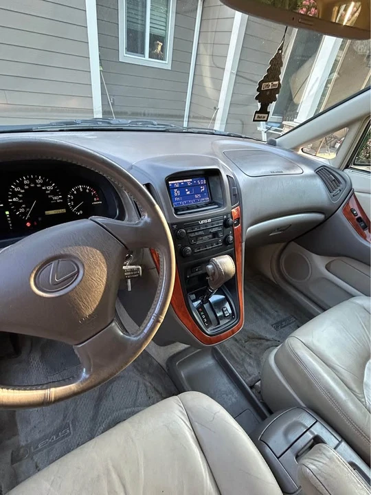 2000 Lexus RX 1st Gen - Image 20 of 20