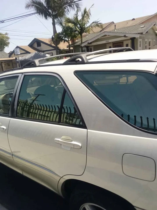 2000 Lexus RX 1st Gen - Image 6 of 7