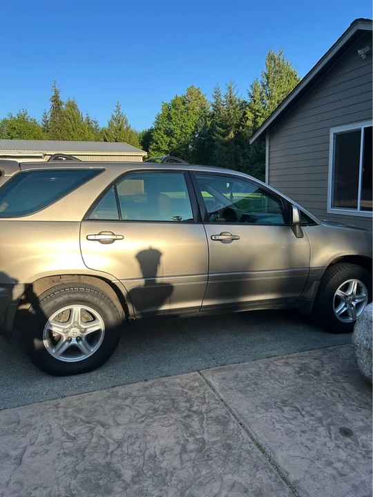 2000 Lexus RX 1st Gen - Image 7 of 20