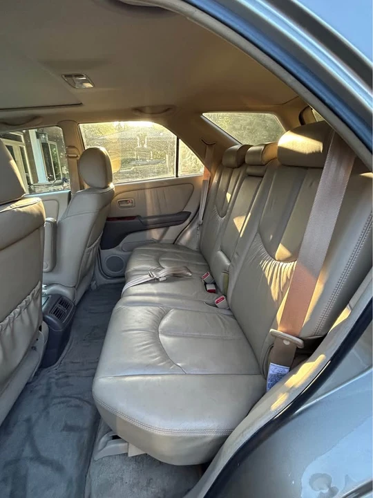 2000 Lexus RX 1st Gen - Image 14 of 20