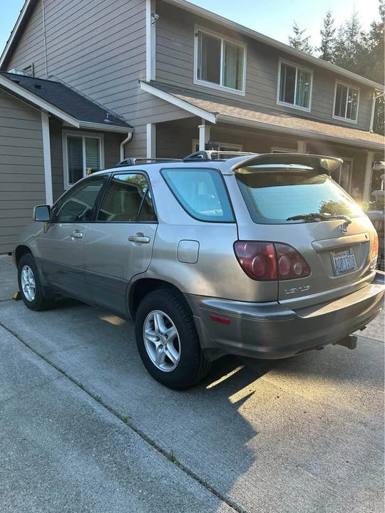 2000 Lexus RX 1st Gen - Image 4 of 20