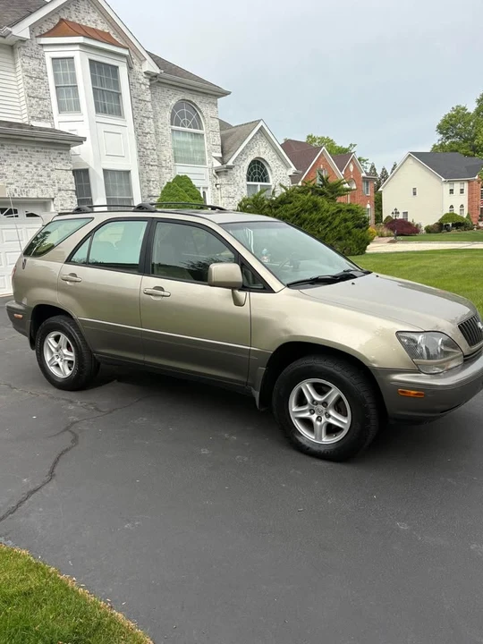 2000 Lexus RX 1st Gen - Image 5 of 14