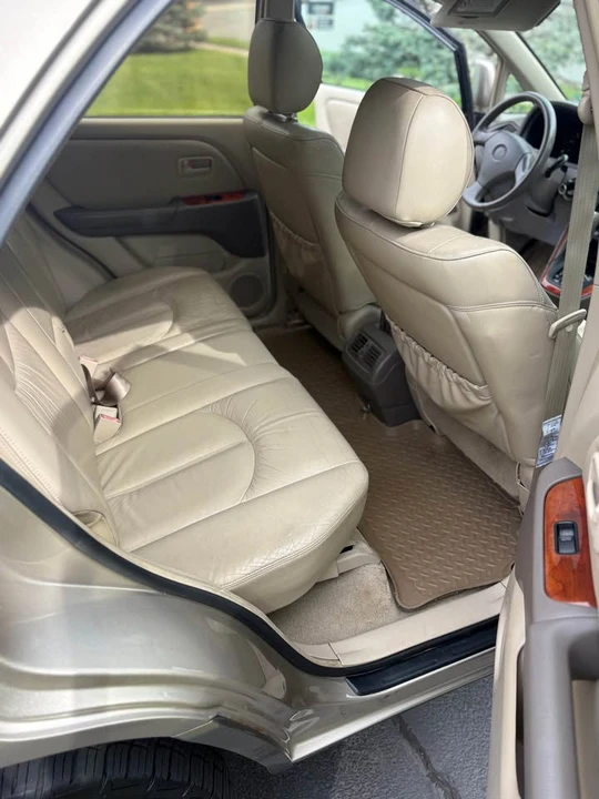 2000 Lexus RX 1st Gen - Image 11 of 14
